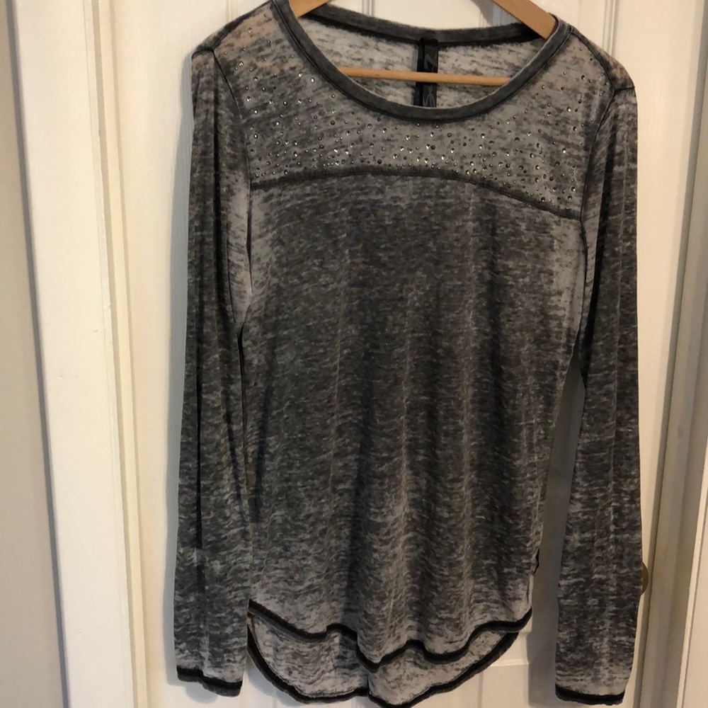 Seven7 long sleeve tee